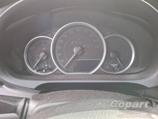 2020 TOYOTA YARIS SEDA 