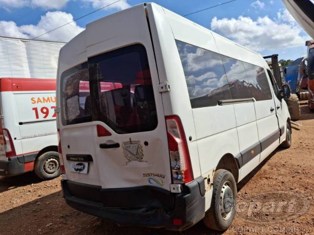 2023 RENAULT MASTER FURGAO 