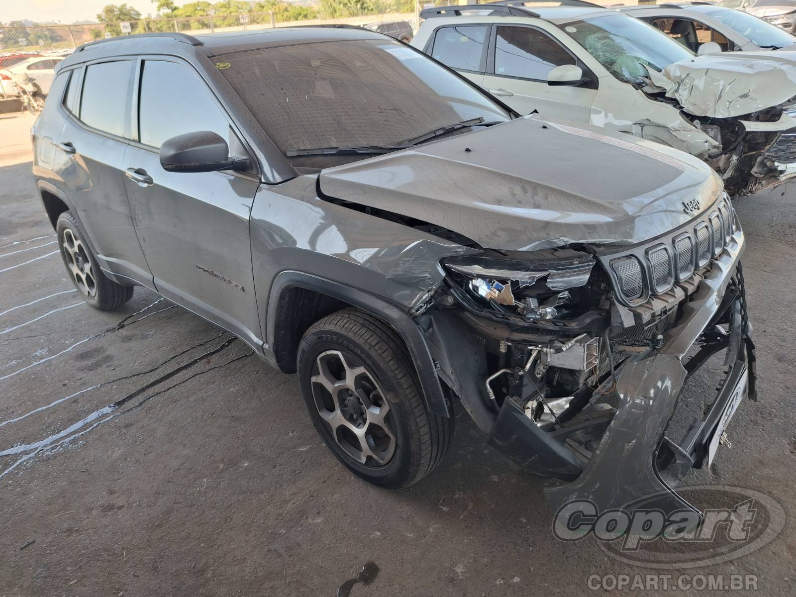 Jeep Compass 2022 em leilão