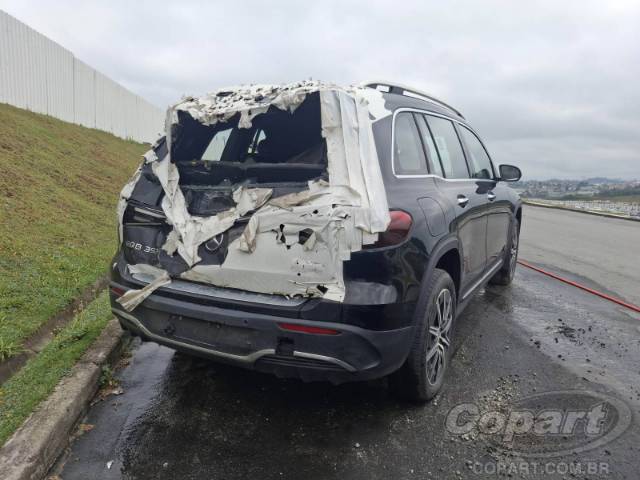 2025 MERCEDES BENZ EQB 