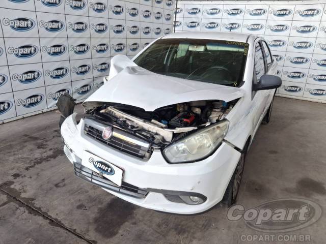 2016 FIAT GRAND SIENA 