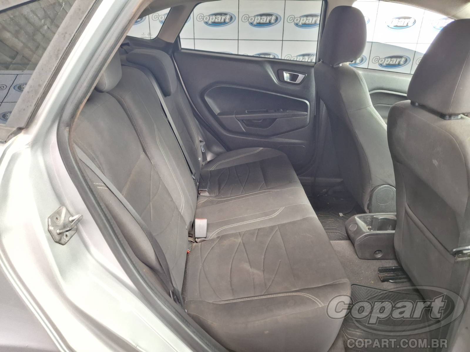 Foto 6 de 10: 2014 FORD FIESTA SEDAN Fiesta Sedan SE PowerShift 1.6 16V Ti-VCT