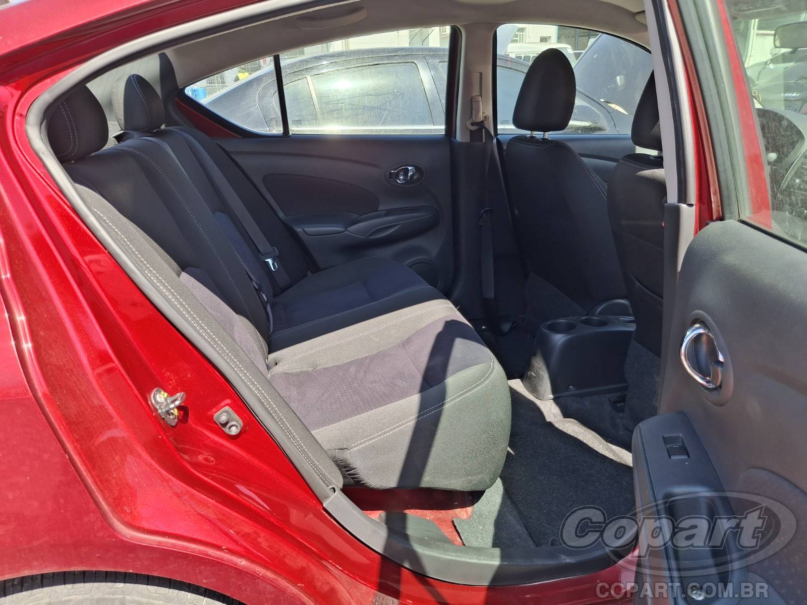Foto 6 de 10: 2017 NISSAN VERSA