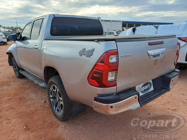 2021 TOYOTA HILUX CD 