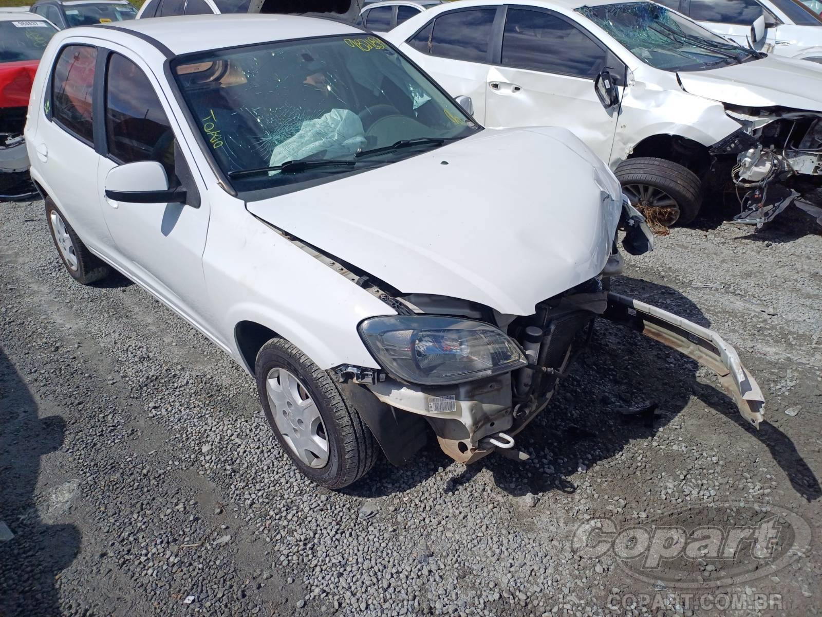 Chevrolet Celta LT 1.0 VHC E FlexPower 2014 Colisão Média Monta