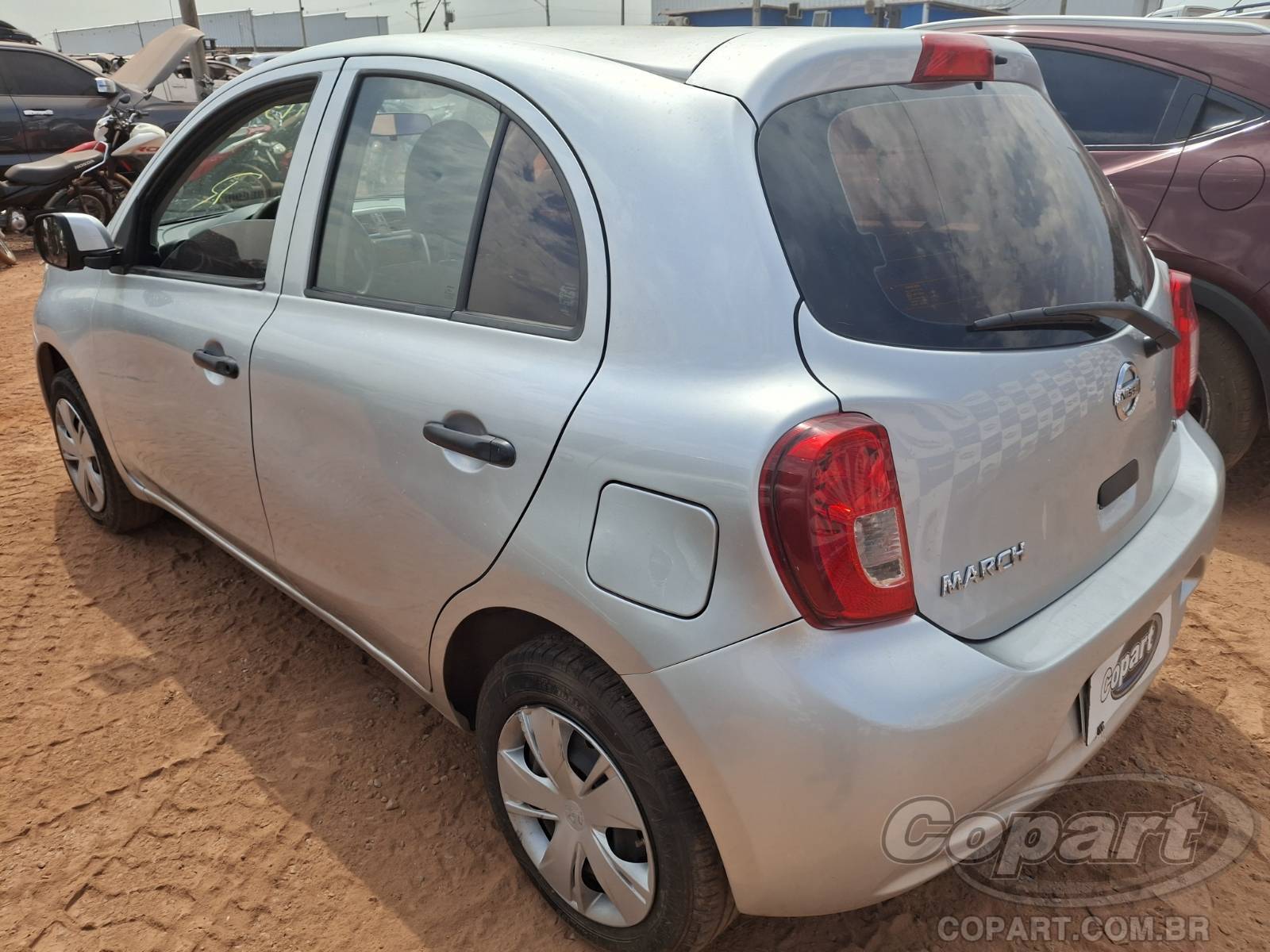 2016 NISSAN MARCH — foto 3 de 10