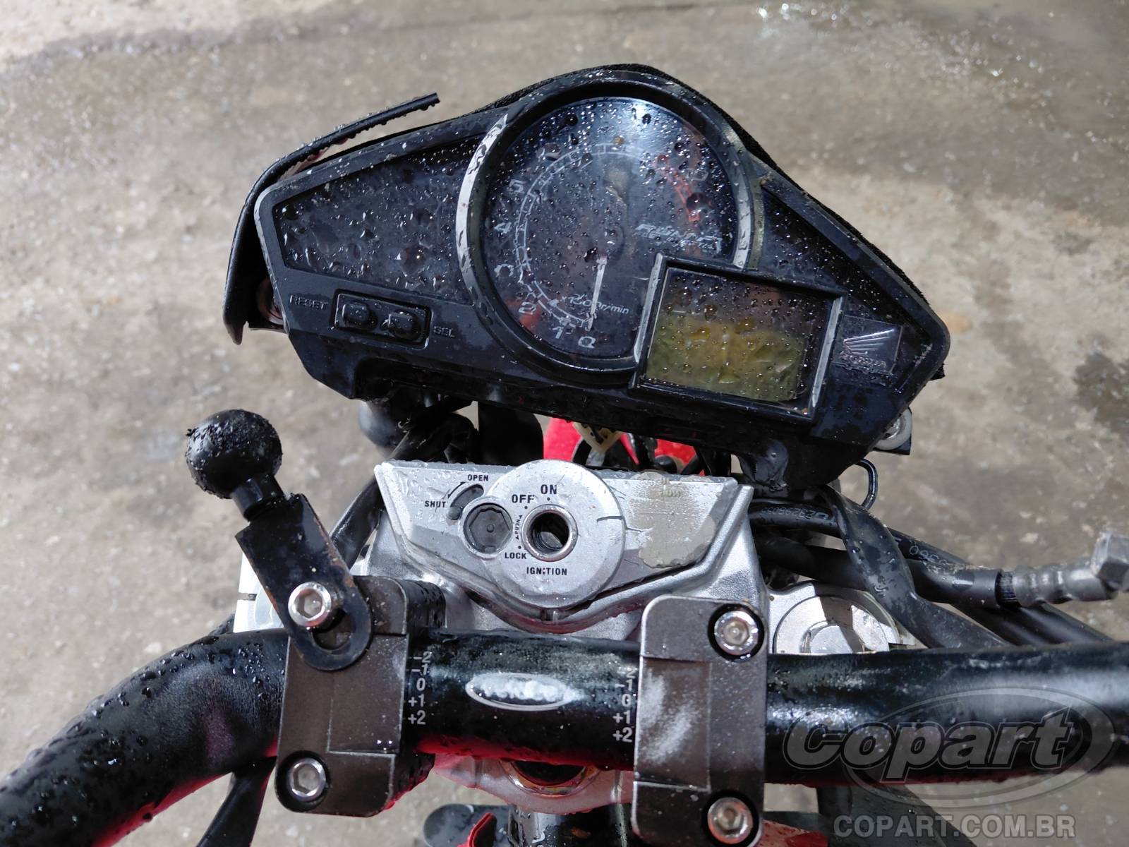 Foto 9 de 10: 2011 HONDA CB 300