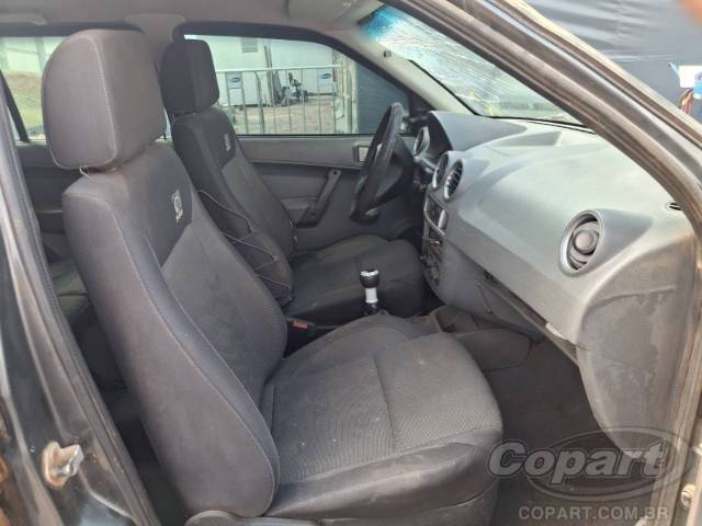 2013 VOLKSWAGEN PARATI 