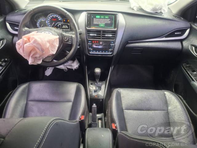 2023 TOYOTA YARIS SEDA 