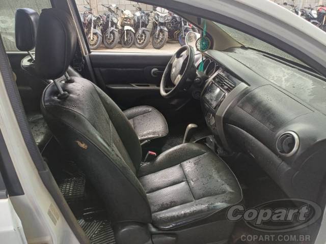 2014 NISSAN LIVINA 