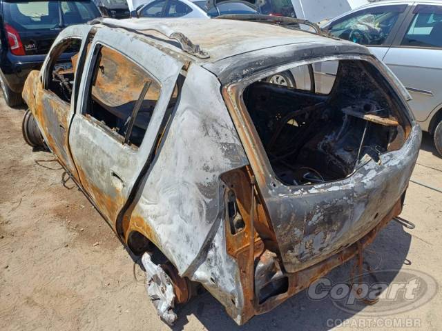 2010 RENAULT SANDERO 