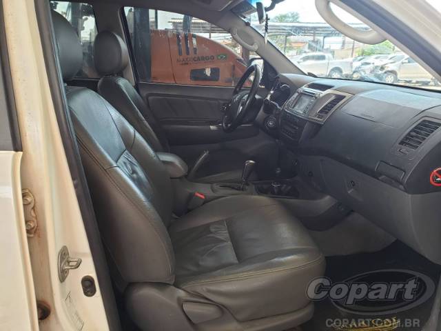 2014 TOYOTA HILUX CD 