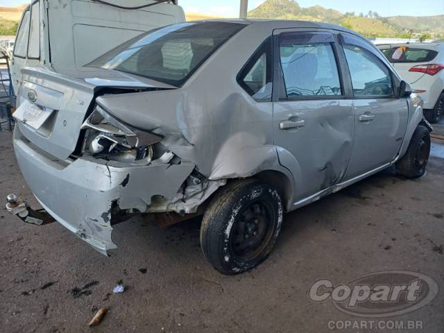 2013 FORD FIESTA SEDAN 