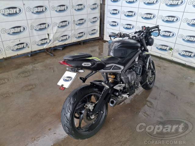 2020 TRIUMPH STREET TRIPLE 