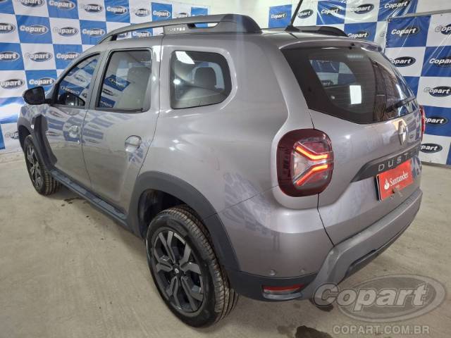 2025 RENAULT DUSTER 