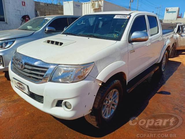 2015 TOYOTA HILUX CD 