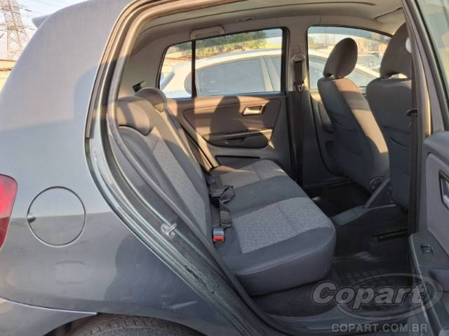 2013 VOLKSWAGEN FOX 