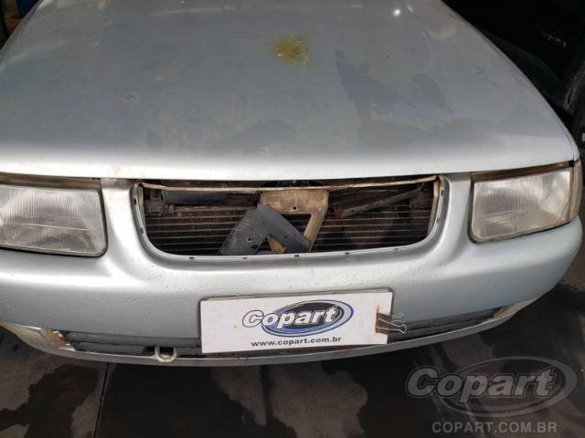 2003 VOLKSWAGEN SANTANA 