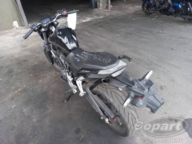 2025 HONDA CB 300F 