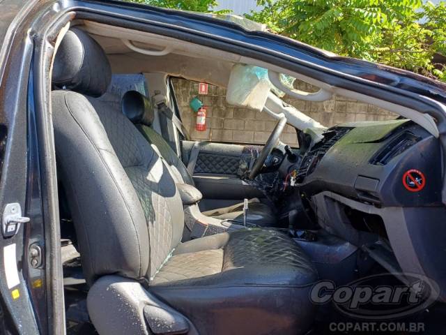 2013 TOYOTA HILUX CD 