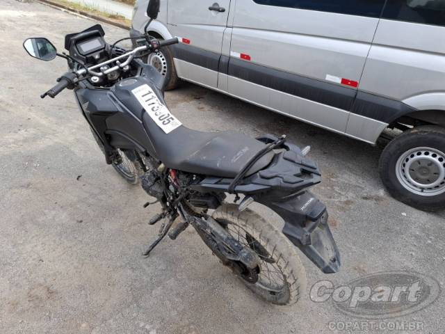 2026 HONDA XRE SAHARA 300 
