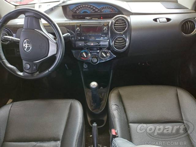 2015 TOYOTA ETIOS SEDA 