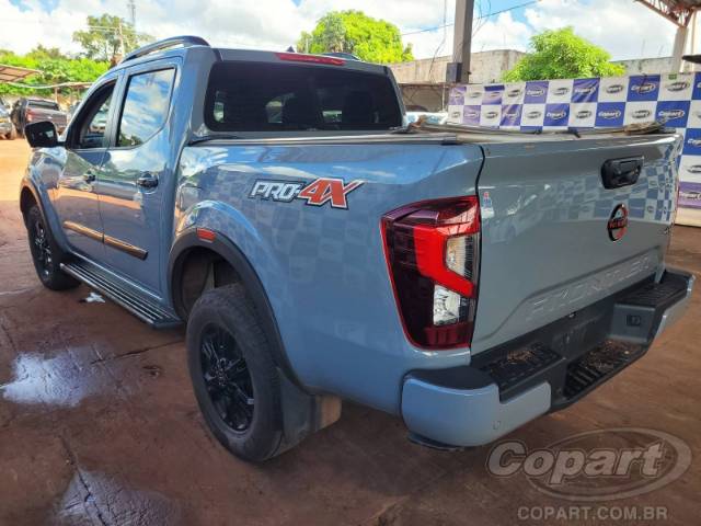 2025 NISSAN FRONTIER CD 
