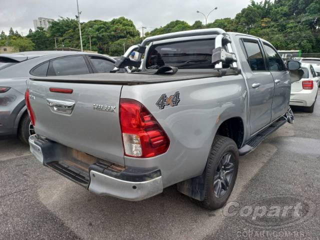 2024 TOYOTA HILUX CD 