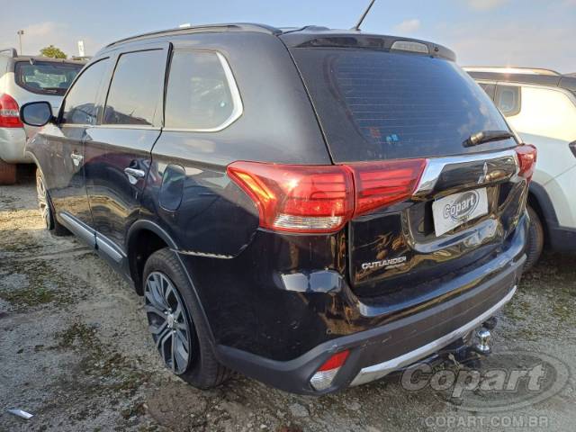 2016 MITSUBISHI OUTLANDER 