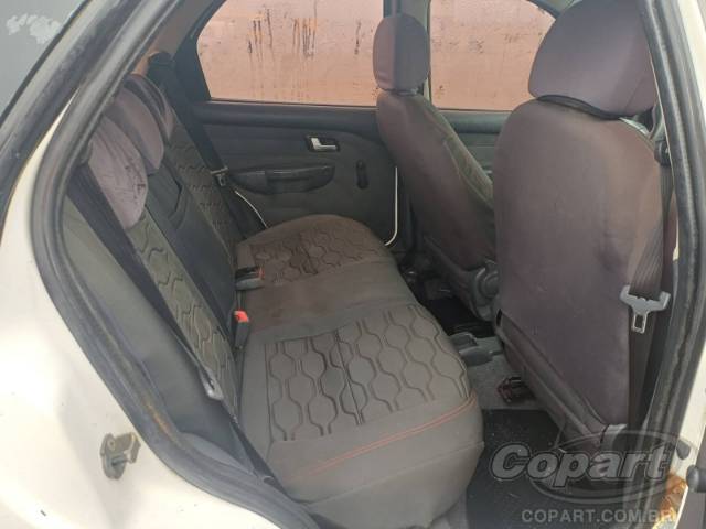 2014 FIAT PALIO WEEKEND 