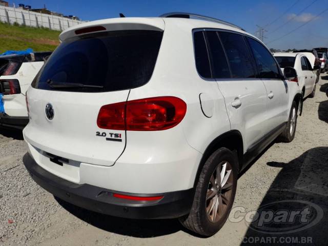 2015 VOLKSWAGEN TIGUAN 