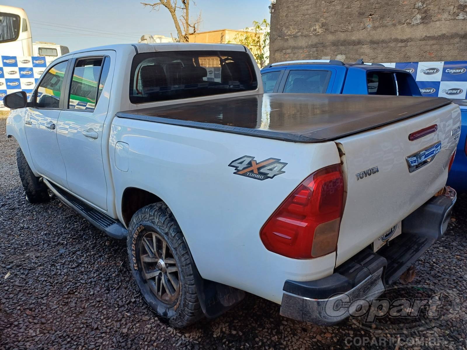 2016 TOYOTA HILUX CD — leilão em Goiânia/GO (foto 3)