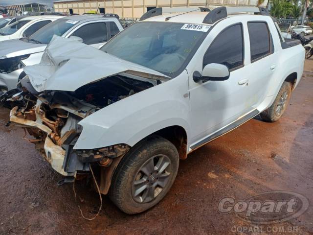 2022 RENAULT DUSTER OROCH 