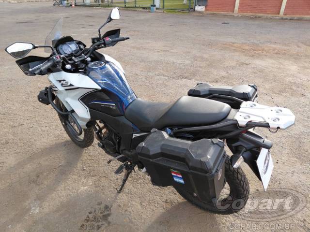 2025 KAWASAKI VERSYS-X 