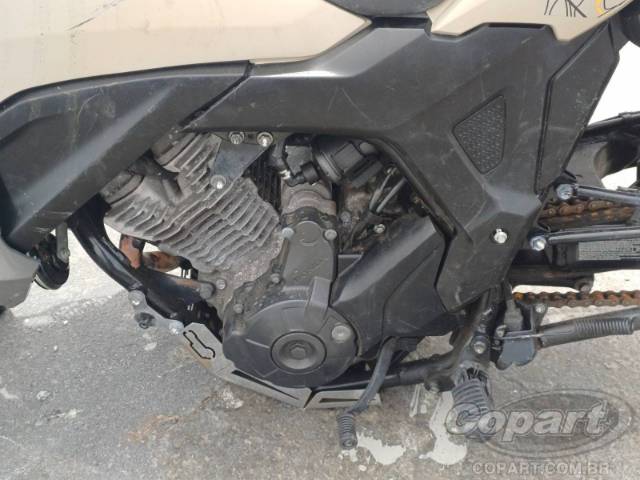 2025 HONDA XRE SAHARA 300 