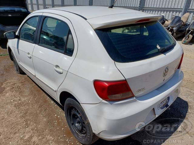 2013 VOLKSWAGEN GOL 