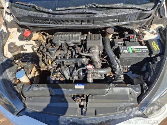 2015 HYUNDAI HB20 