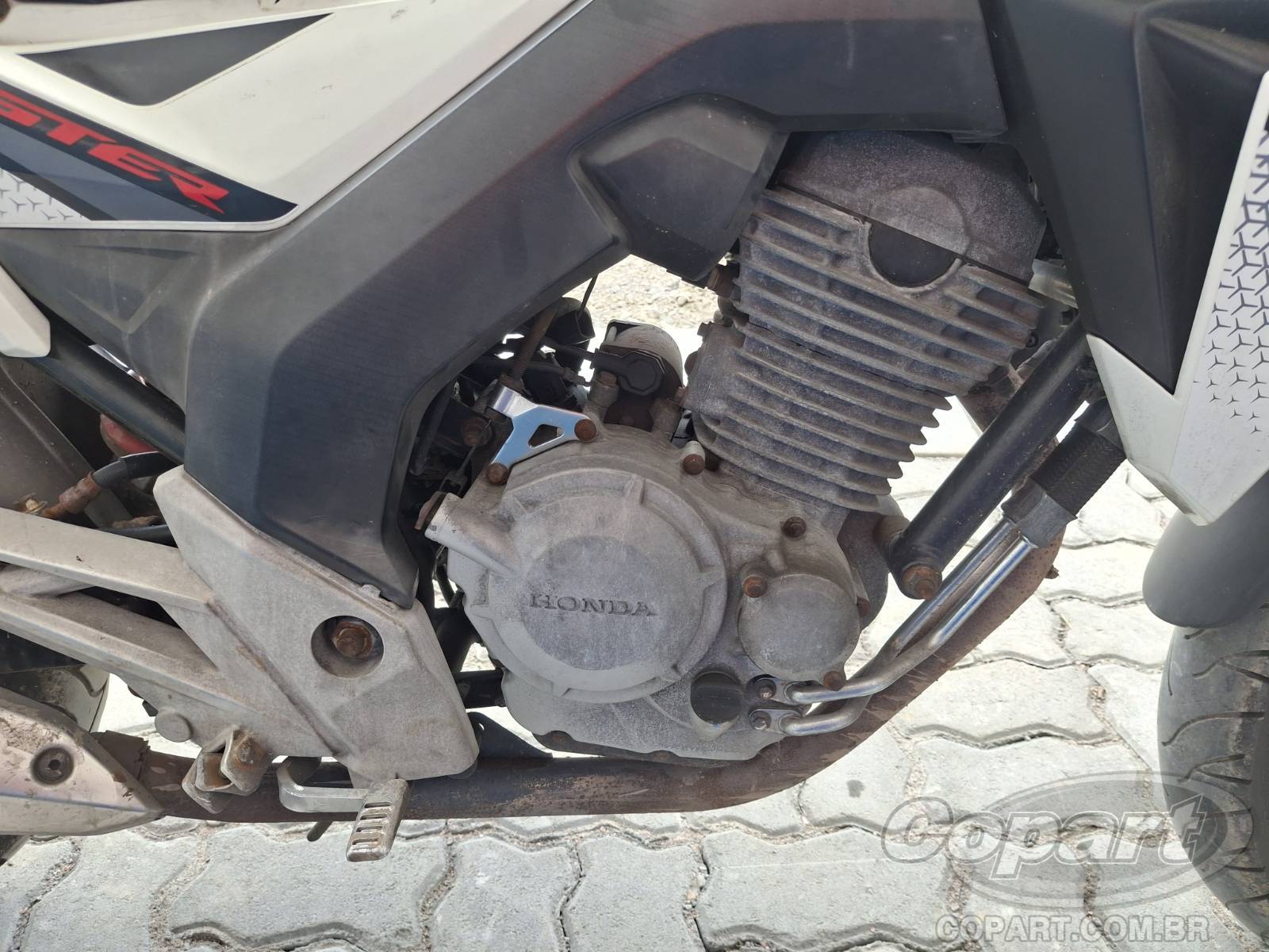 2019 HONDA CB 250 F — foto 5 de 10