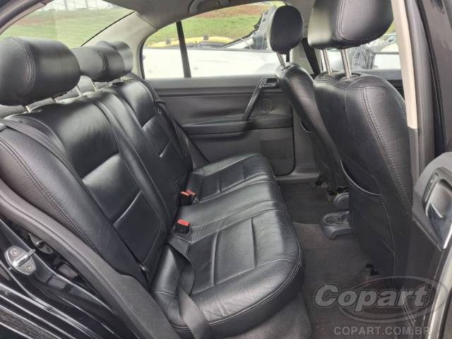 2008 VOLKSWAGEN POLO SEDAN 