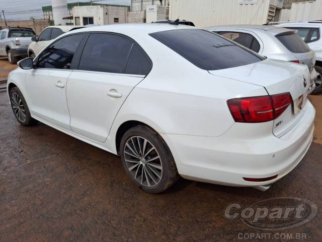2016 VOLKSWAGEN JETTA 