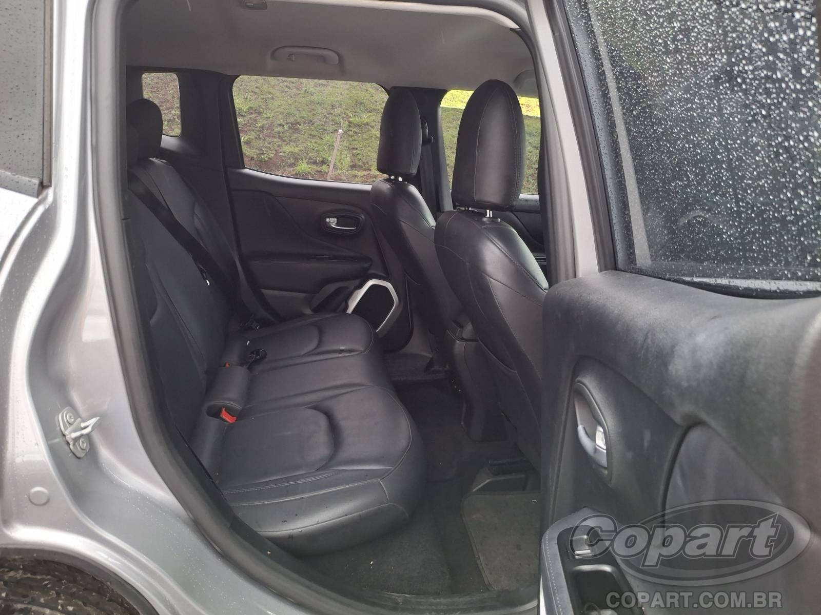 Foto 6 de 12: 2020 JEEP RENEGADE