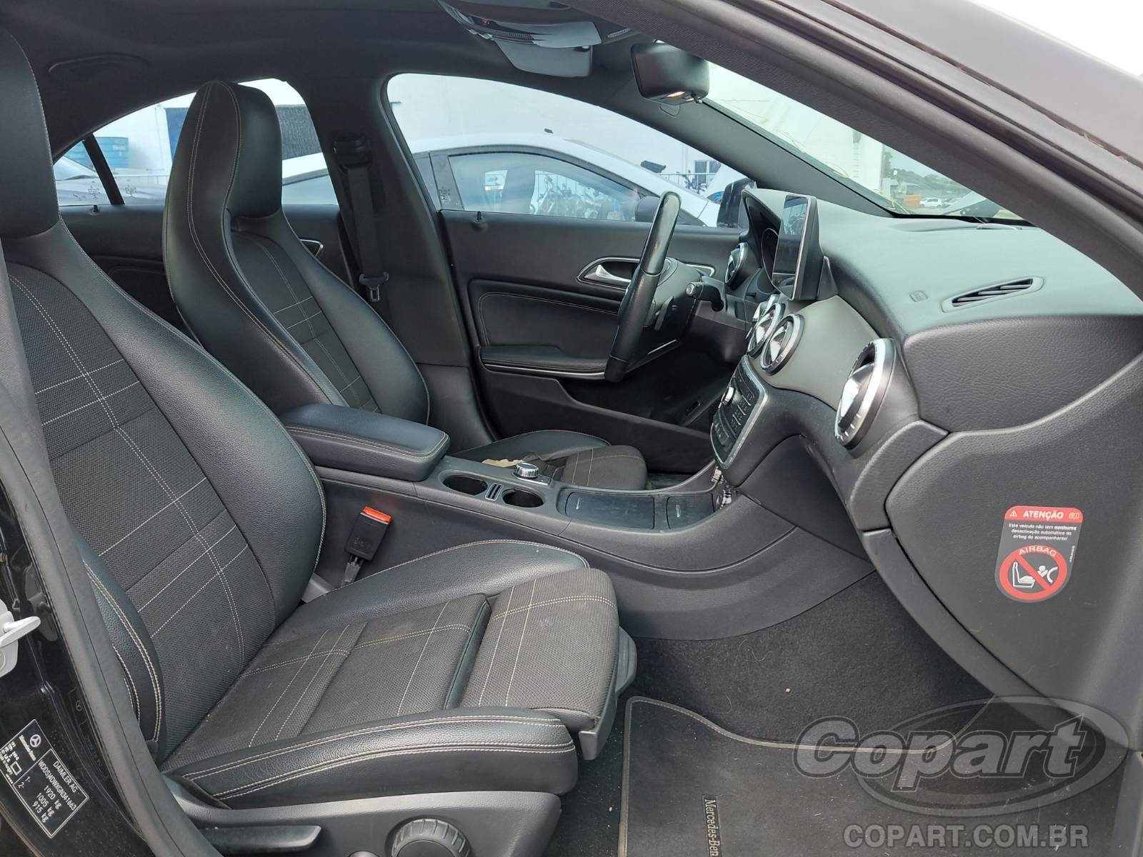 2016 MERCEDES BENZ CLASSE CLA — foto 5 de 12