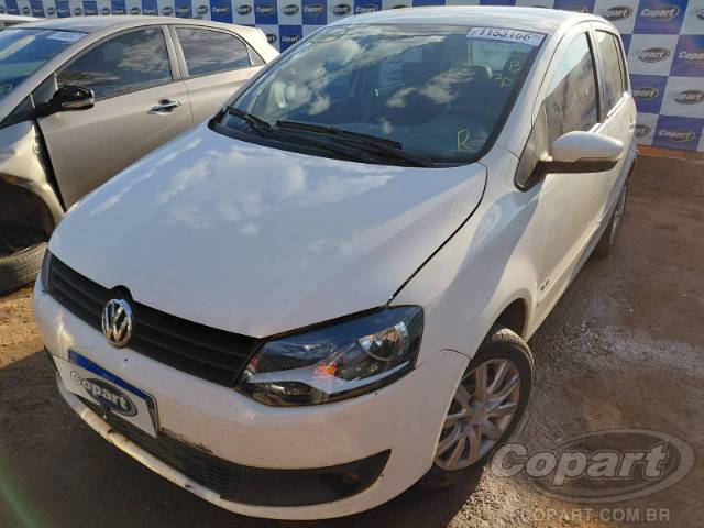 2014 VOLKSWAGEN FOX 