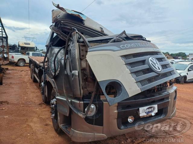 2016 VOLKSWAGEN CONSTELLATION 