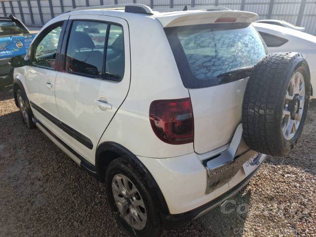 2014 VOLKSWAGEN FOX 