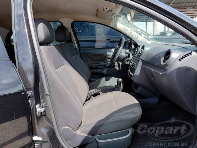 2013 VOLKSWAGEN VOYAGE 