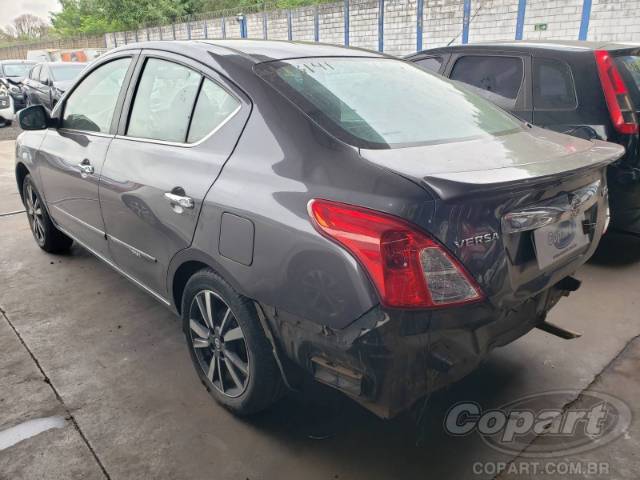 2019 NISSAN VERSA 