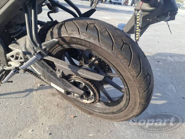 2025 YAMAHA YZF R15 