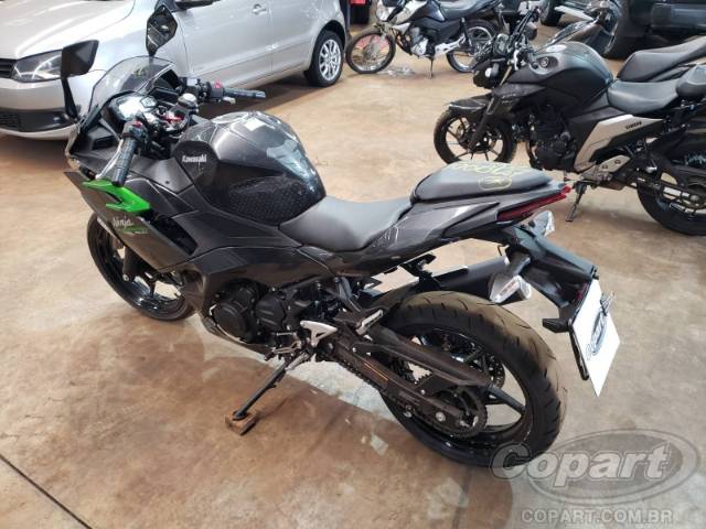 2025 KAWASAKI NINJA 500 