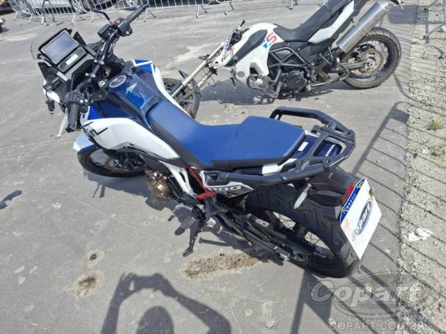 2023 HONDA CRF 1100L 